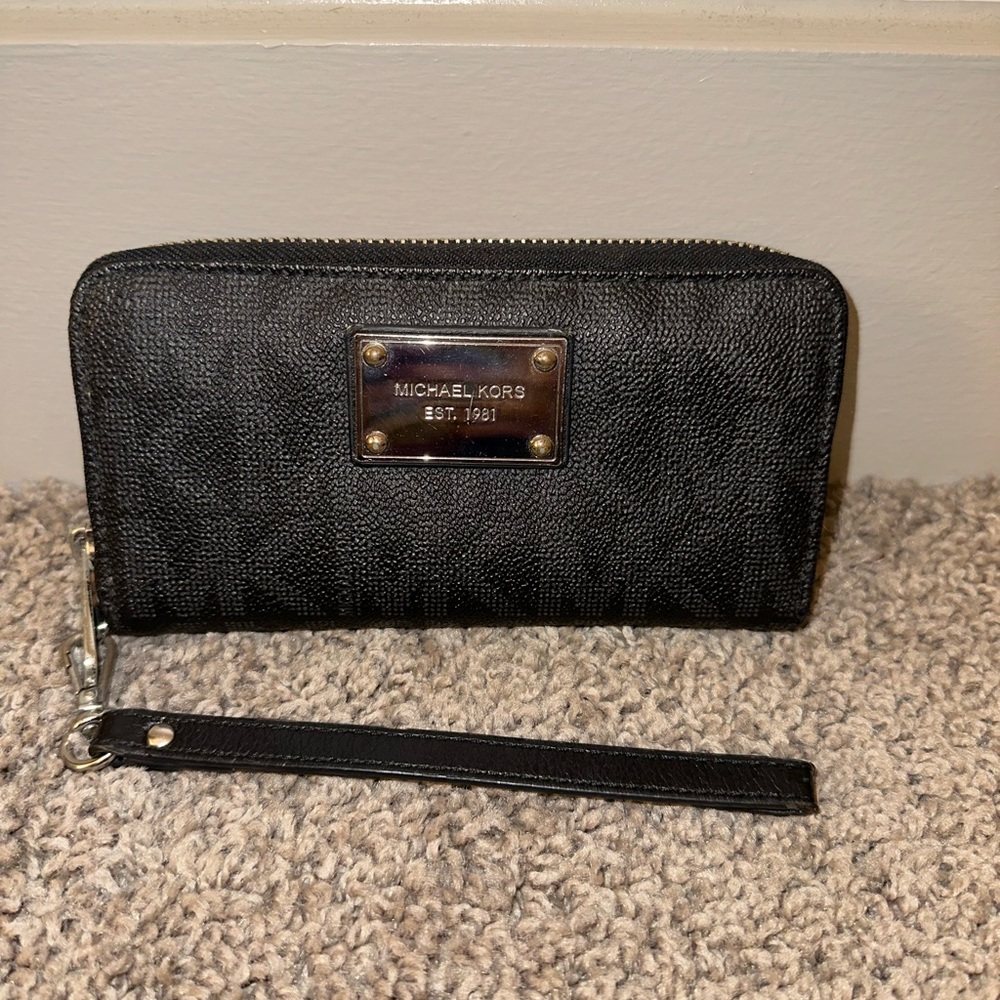 Michael Kors Jet Set Wallet